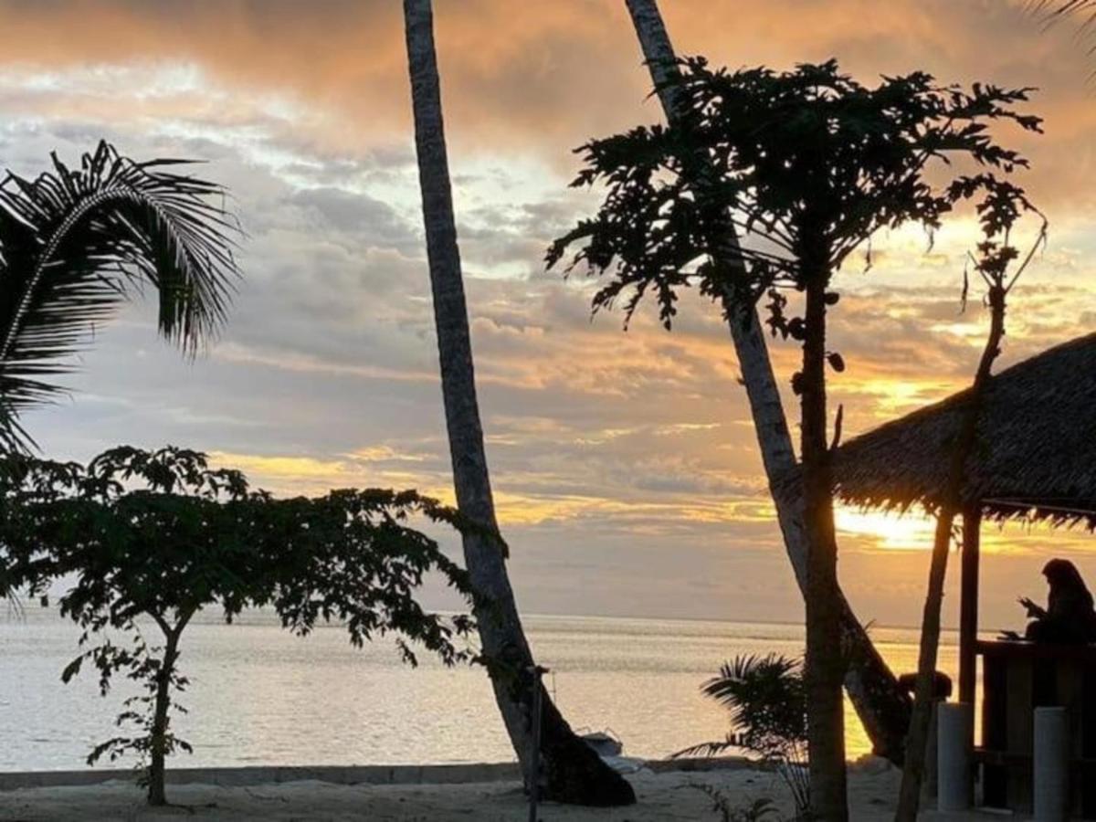 Nasara Resort Mentawai Tua Pejat 外观 照片