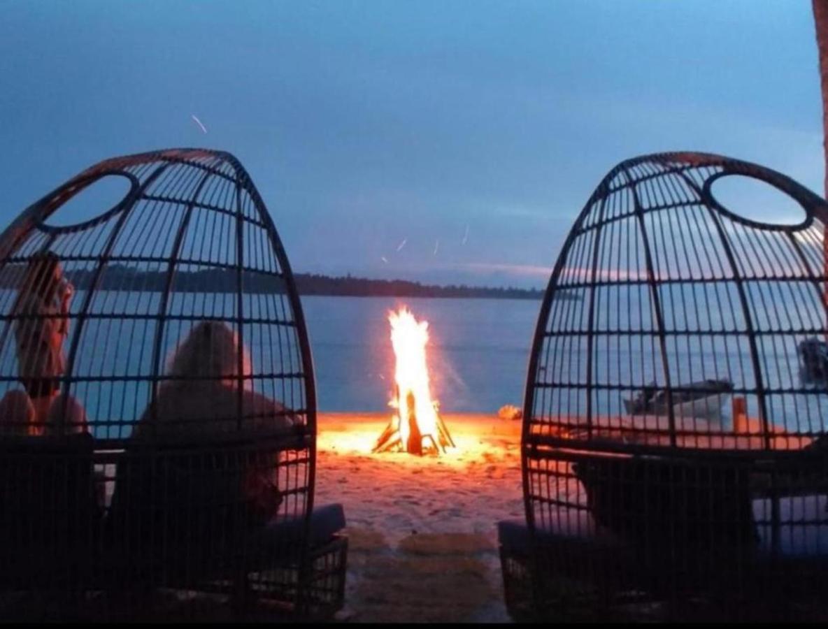 Nasara Resort Mentawai Tua Pejat 外观 照片
